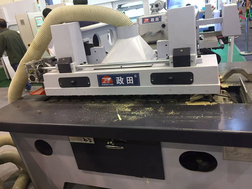型單片修邊縱鋸機(jī)